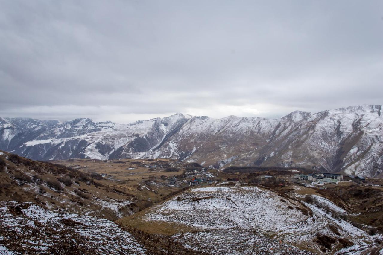 Valley And Mountain View, Twins, With Hot Water Gudauri Eksteriør bilde